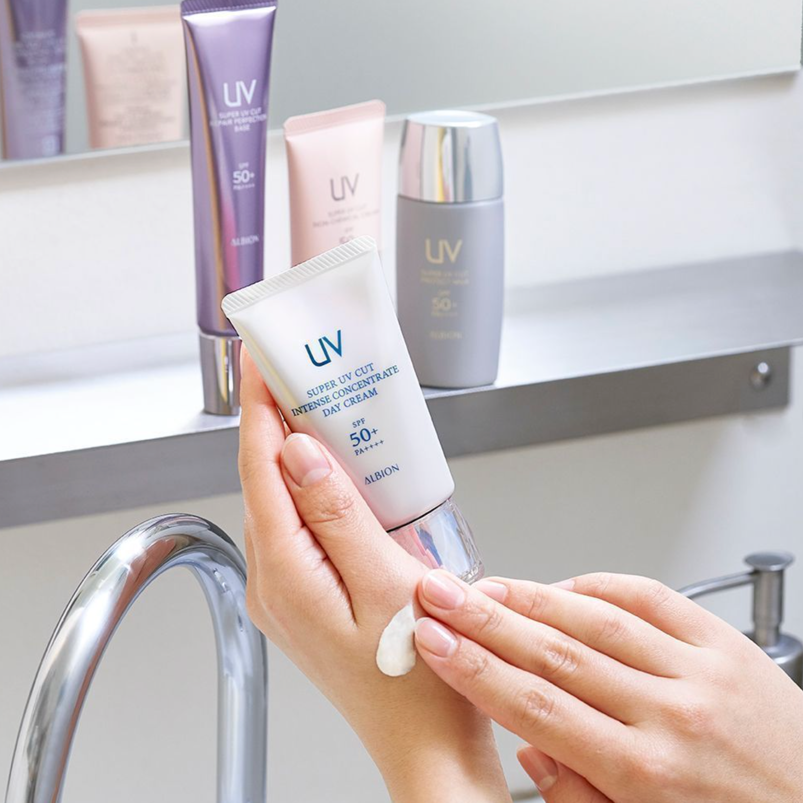 ALBION Super UV Cut Intense Concentrate Day Cream SPF50+ PA++++ 奥尔滨 紧颜修护防晒霜 SPF50+ PA++++ 50g