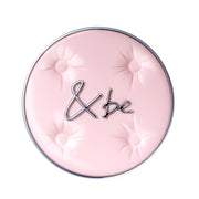 &be Glow Cushion Foundation Pink Edition Beige (Limited)
日本&be 河北裕介 水光气垫 粉色限定版 — 自然色