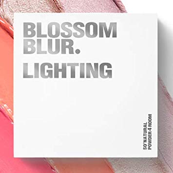 So Natural Blossom Blur Lighting